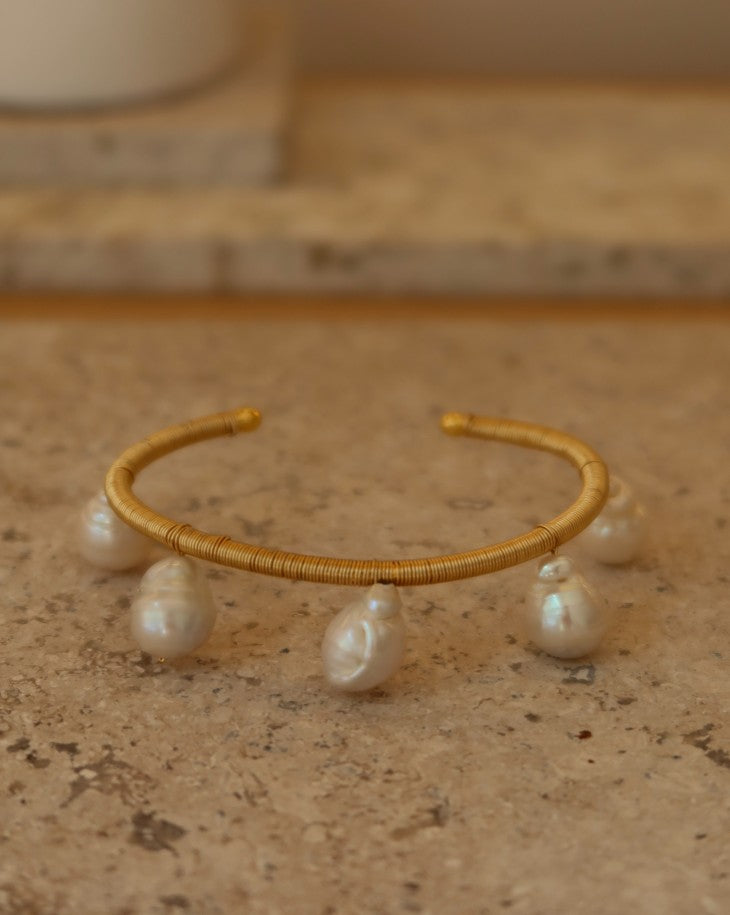 Clarte Pearl Bangle